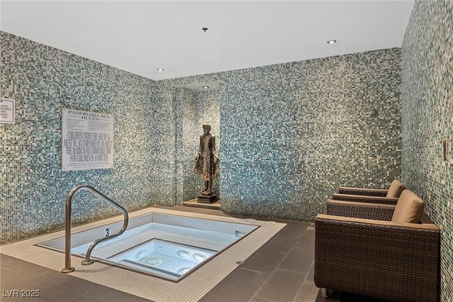 Photo - 4525 Dean Martin Dr Unit 2605