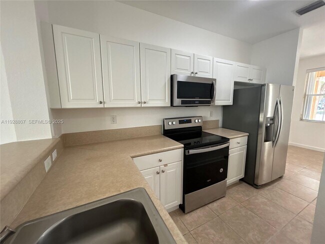 Photo - 230 SE 29th Ave