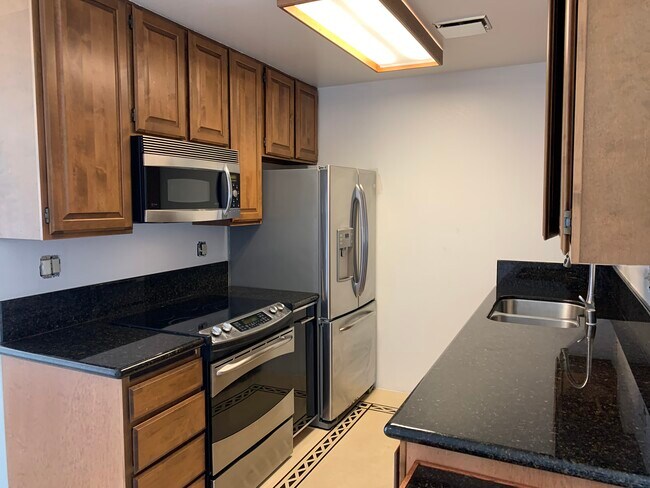 Nice Kitchen - 5179 Diamond Heights Blvd Unit # 110