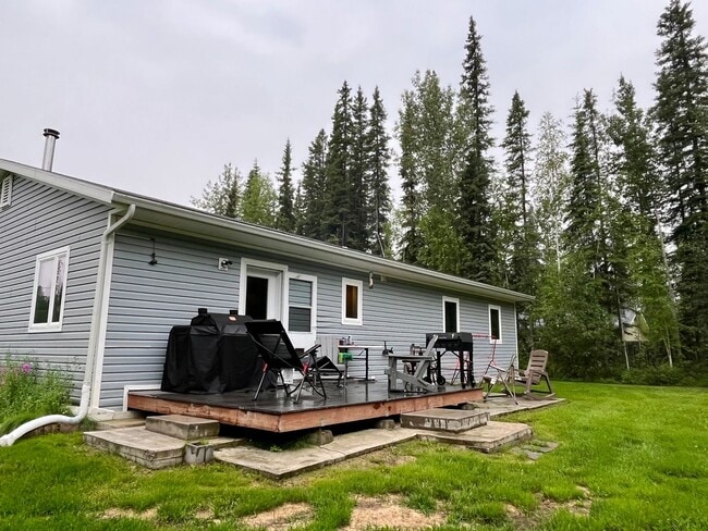 Photo - Pet friendly, ranch home for rent in North Pole