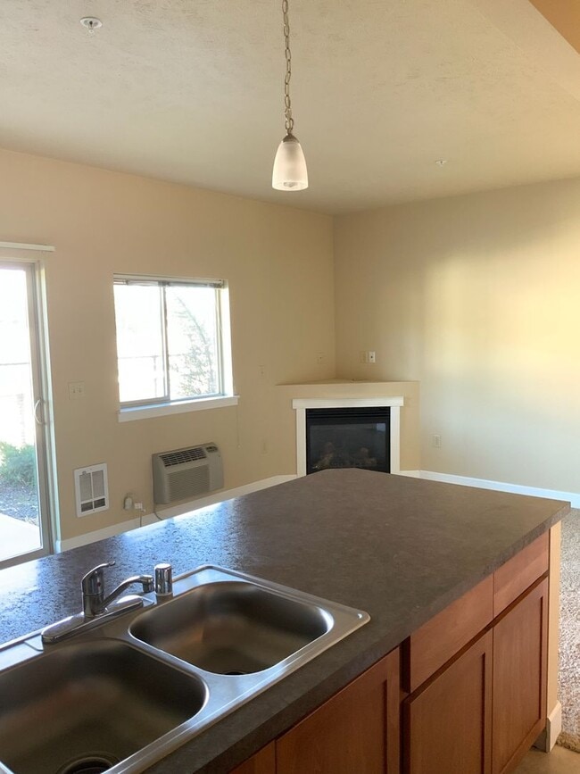 Photo - Cedar Crossing Apartments