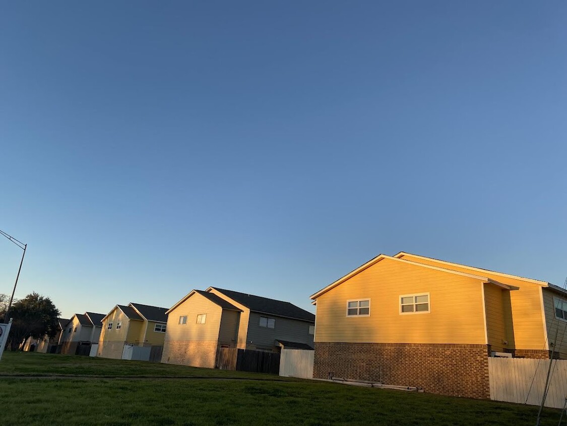 Photo - 2819 Longmire Dr (College Station, TX)
