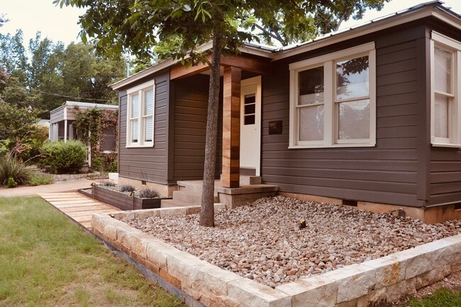 Photo - 1306 Oxford Ave