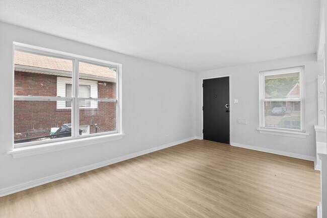 Photo - Cozy University City Brick Home with Basement & Off-Street Parking Near WashU & The Loop