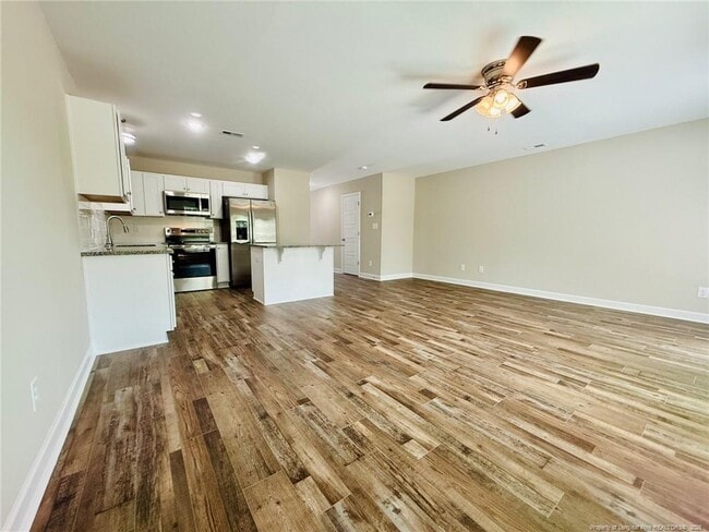 Photo - 8115 King Rd