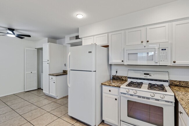 Photo - Remodeled 3/2 off Indian School & 43rd Ave