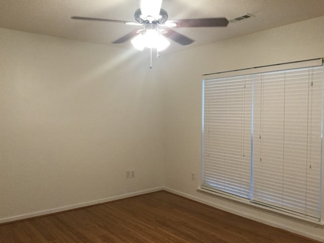 Photo - 406 Bramford Way