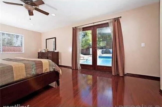 4818 Alfred Ave