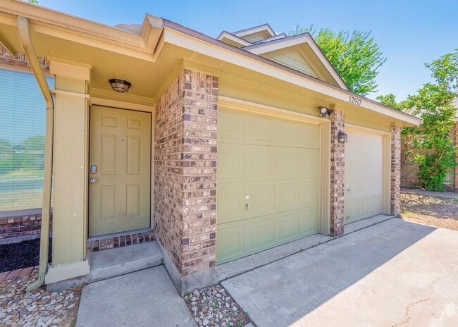 Photo - 12917 Meehan Dr