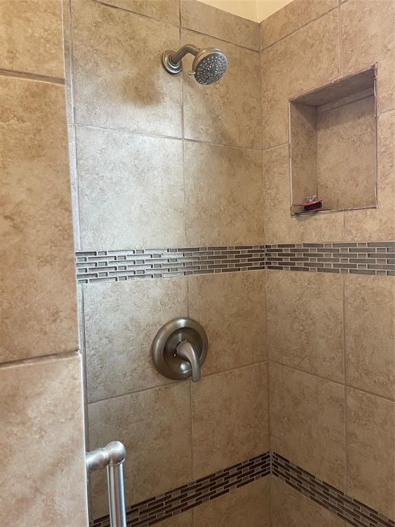 Photo - 217 Royder St