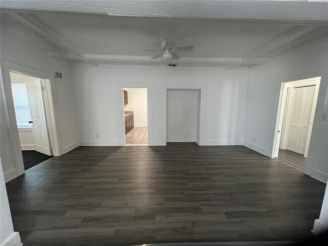 Photo - 1300 Dr. M.L.K. Jr St S