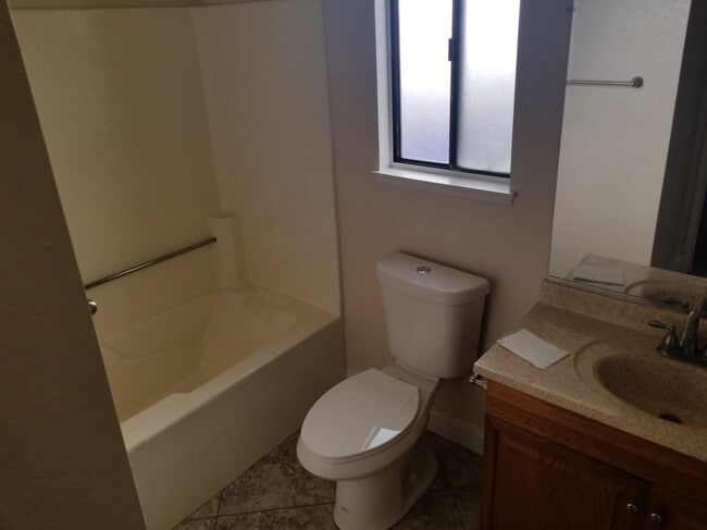 Photo - 10943 Country View Dr