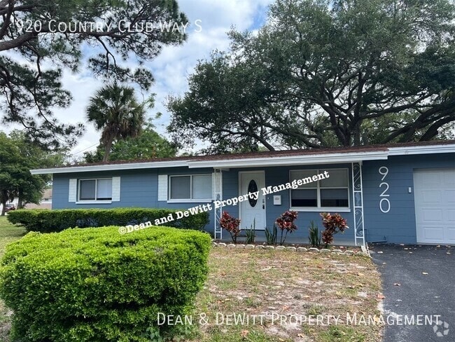 Building Photo - 920 Country Club Way S Rental