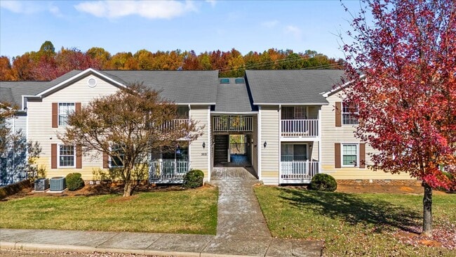 Building Photo - 5521 Hornaday Rd