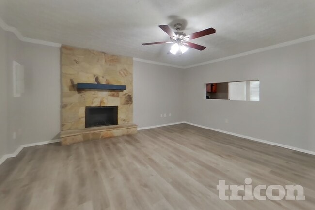 Photo - 1739 Napa Valley Ct SE