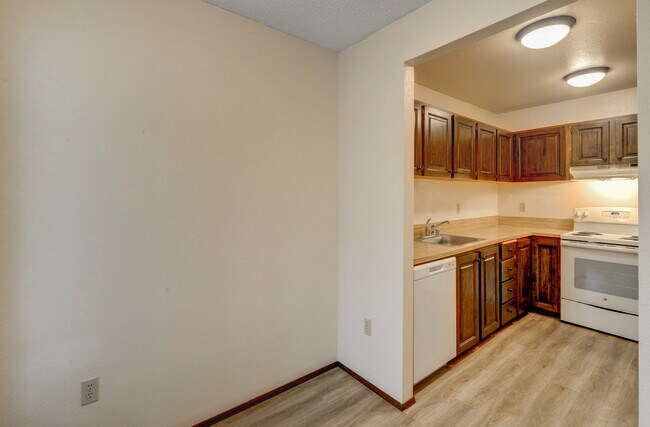 Photo - Parkview Apartments