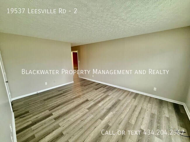 Photo - 19537 Leesville Rd Unit 2