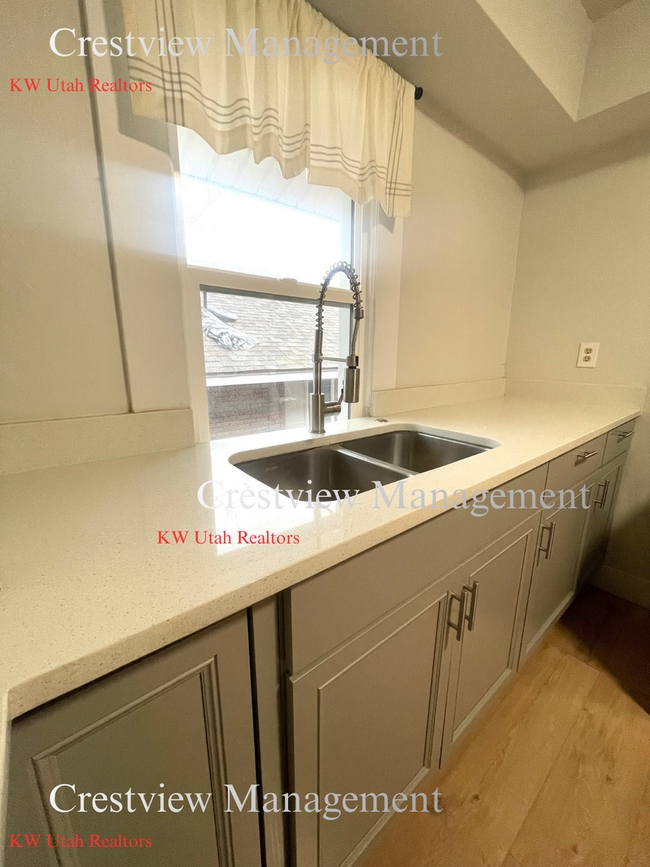 Photo - Deem Triplex Unit 1