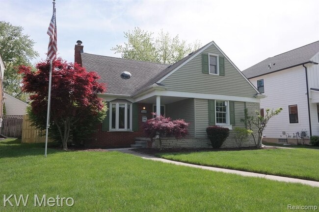 Photo - 2120 Vinsetta Blvd House