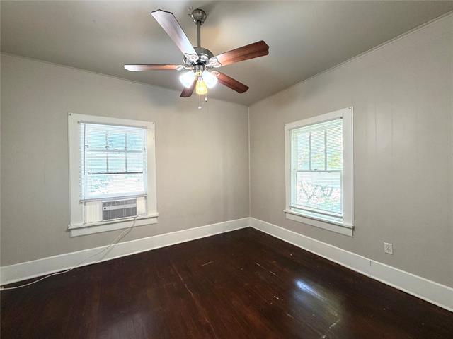 919 N Austin St
