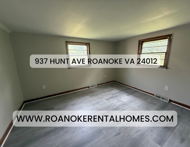 Photo - 937 Hunt Ave NW