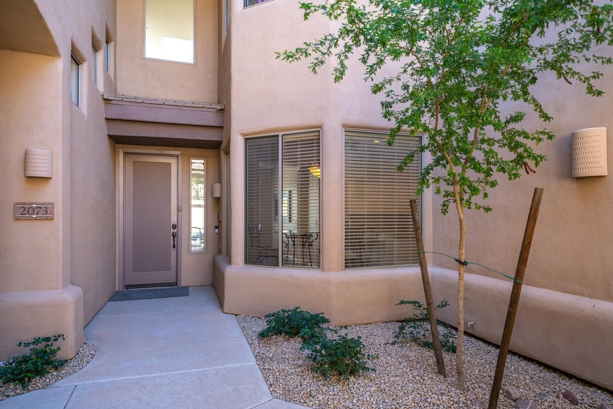 Photo - 16420 N Thompson Peak Pky (Scottsdale, AZ)