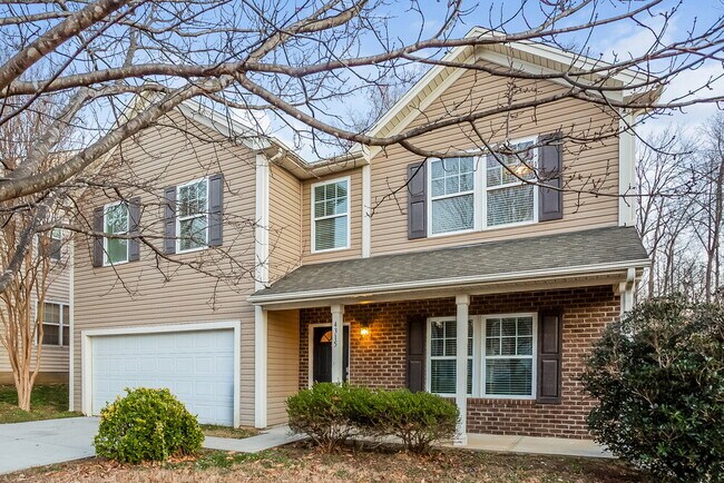 Photo - 4315 Houldsworth Dr