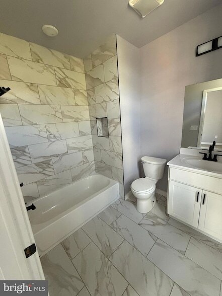 Photo - 2000 Cecil B. Moore Ave Unidad 4