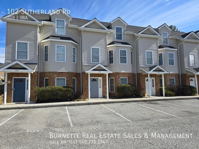 Photo - 102 Sutherland Dr