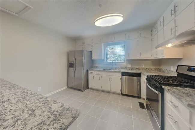 Photo - 2742 Bentwood Dr