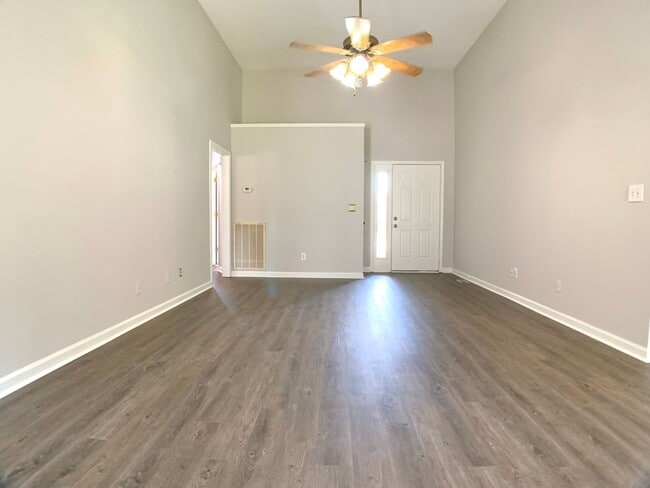 Photo - 315 Harold Dr