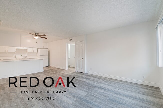 Photo - 10133 Pinewood Ave Unidad 18