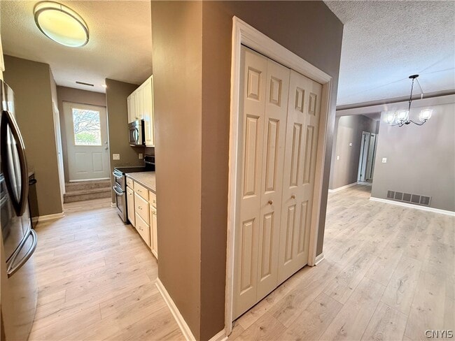 10 Foery Dr