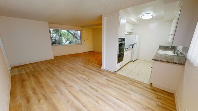 Photo - 337 N. Palm Drive