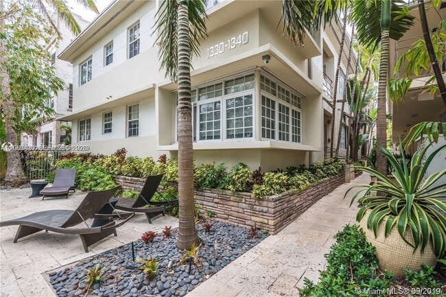 Building Photo - 1340 Drexel Ave Unit 303