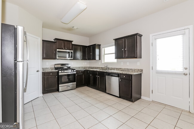 Photo - 694 Independence Ave