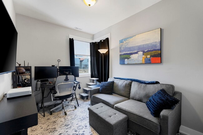 Photo - 3026 N Allen Ave Unit 2