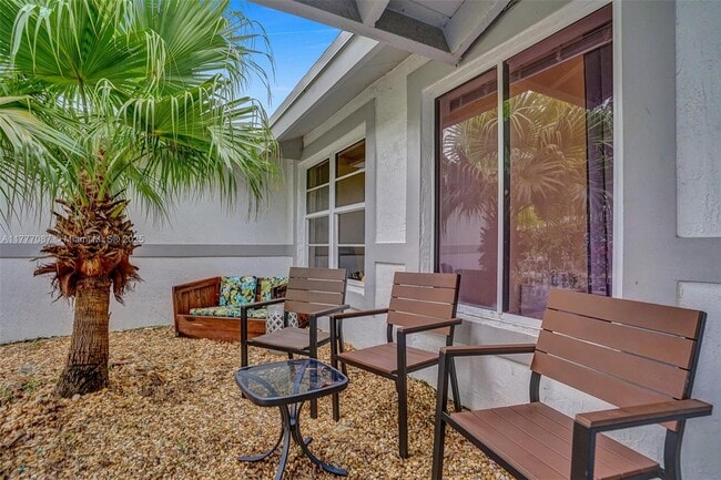 Photo - 20615 NE 9th Ct