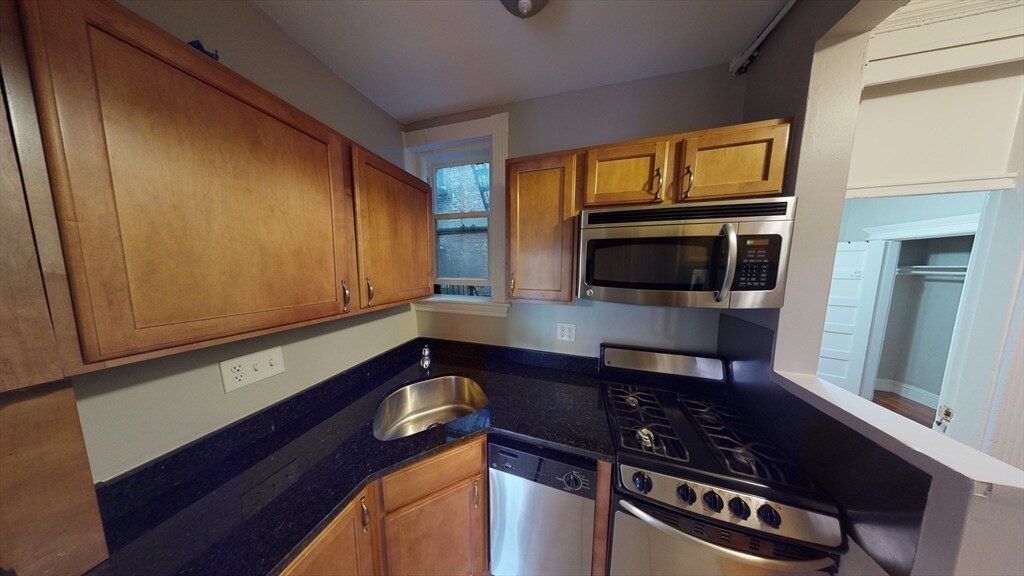 Photo - 65 Burbank St Unit 21