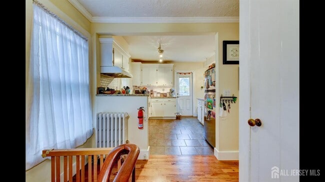 Photo - 161 W Cliff St