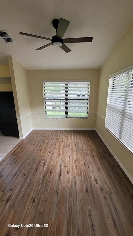 Photo - 4529 Edith St