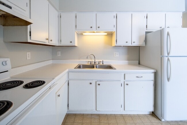 Photo - 50-62 East Street - 3B