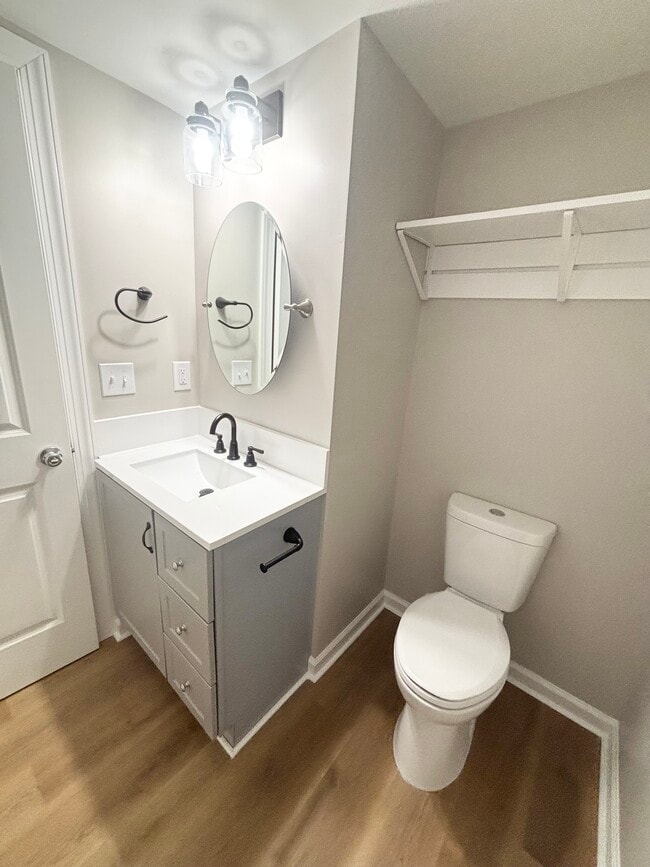 Photo - 626 Middle St Unit 1