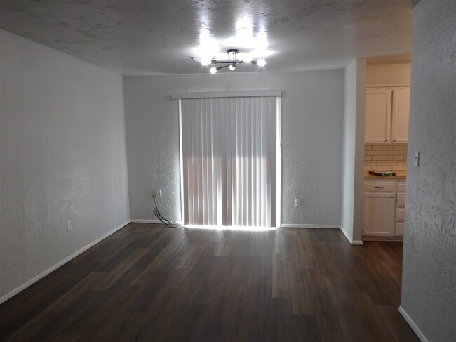 Photo - 2355 NW 41st St