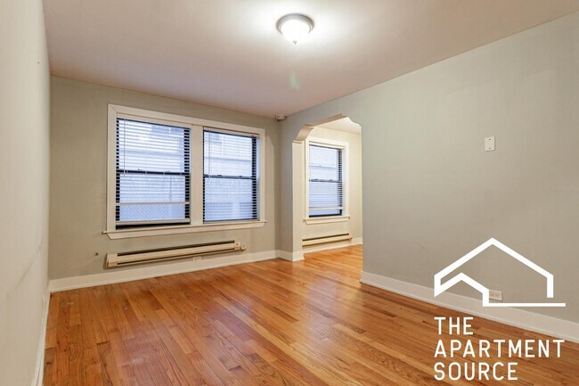 Photo - 437 W Roscoe St Unit 605