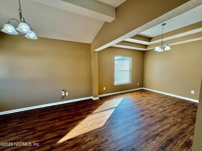 Photo - 708 Sharon Ct