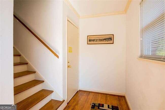 Photo - 1538 Beech Valley Way NE
