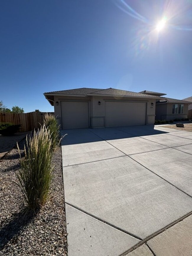 Photo - <B>Spacious Four Bedroom off the Golf Course in Fernley<br><br>