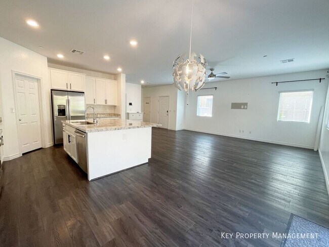 Photo - 7035 Denio Island St