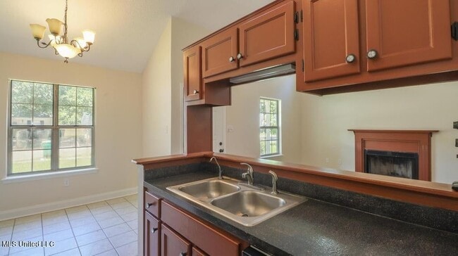 Photo - 1737 James Buchanan Dr